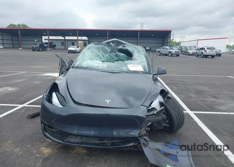 2024 Tesla Model Y Long Range Dual Motor All-Wheel Drive/Rwd from USA, damaged, VIN 7SAYGDED6RF151881